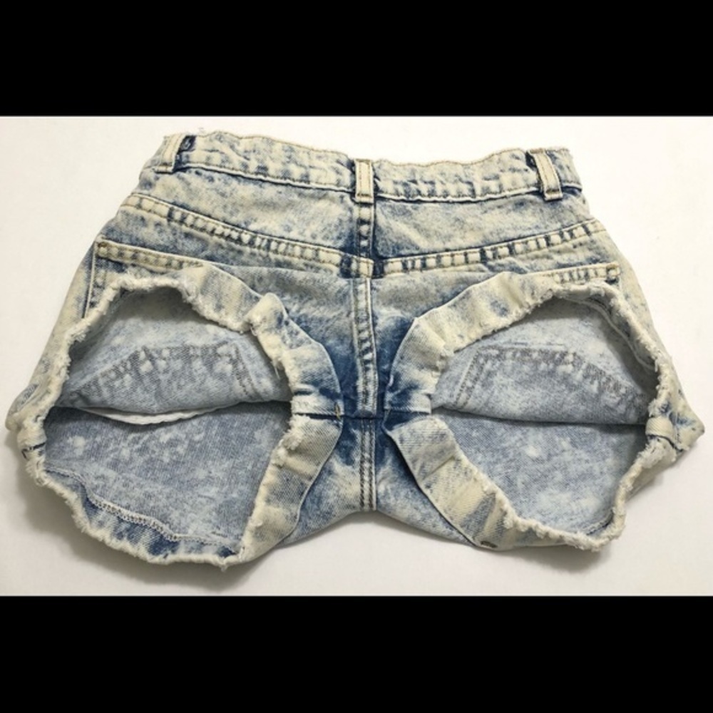 American Apparel Jeans High Waist Cuff Shorts - Picture 5 of 9